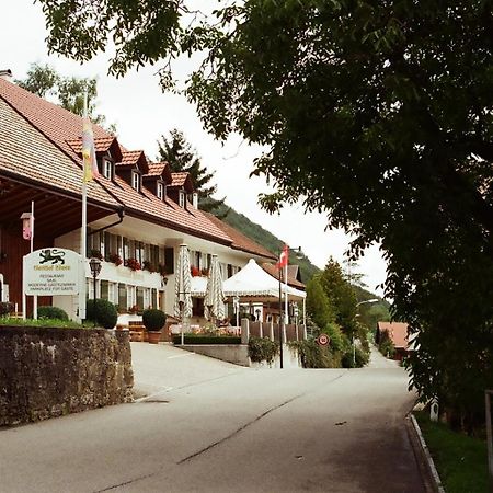 Gasthof Loewen Wisen Exterior photo